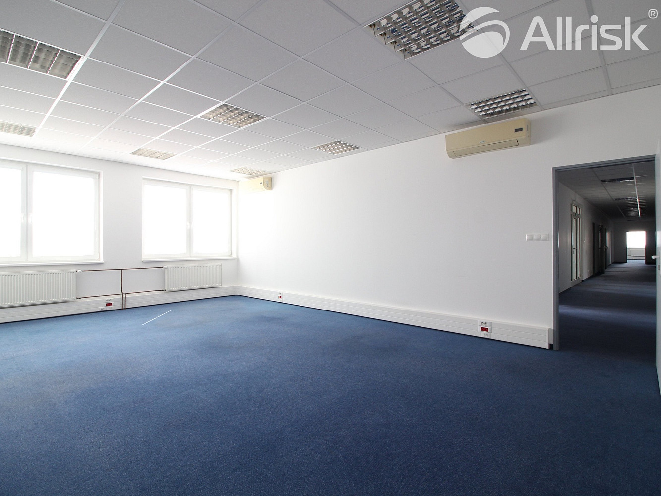 Pronájem kanceláře 436 m²