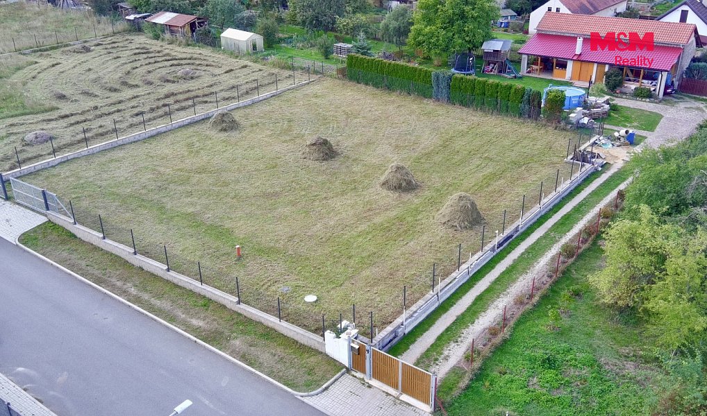 Prodej stavebního pozemku 1 036 m², Olešná – náhled fotky 2