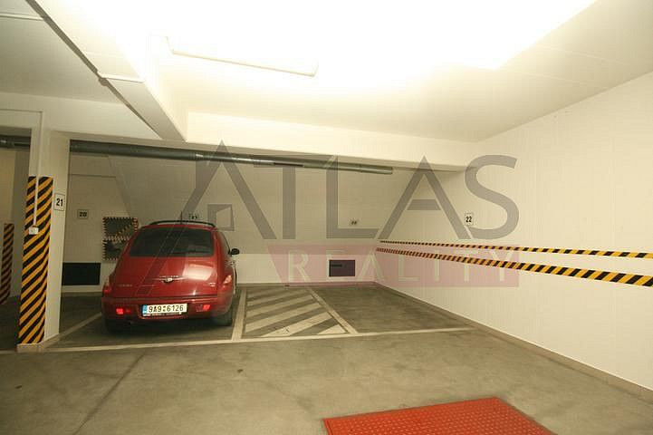 Pronájem garáže praha 1 nové město, štěpánská ul. — photo 2