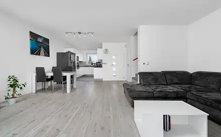 Prodej domu 111 m² s pozemkem 404 m², Větrná, Rosice, okres Brno-venkov