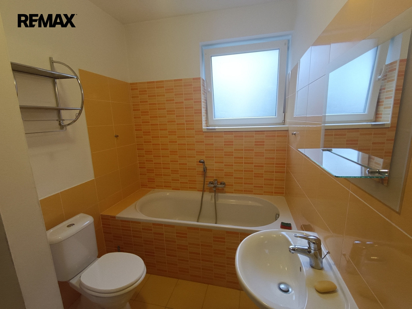 Pronájem bytu 1+kk 39 m² — photo 5