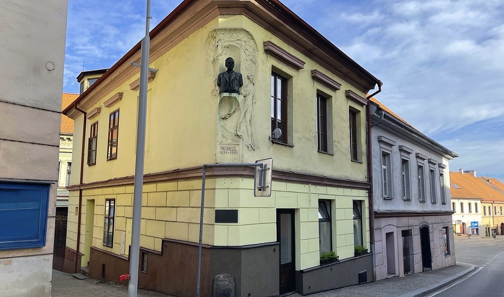 Prodej domu 290 m² s pozemkem 111 m², Volyně – náhled fotky 31