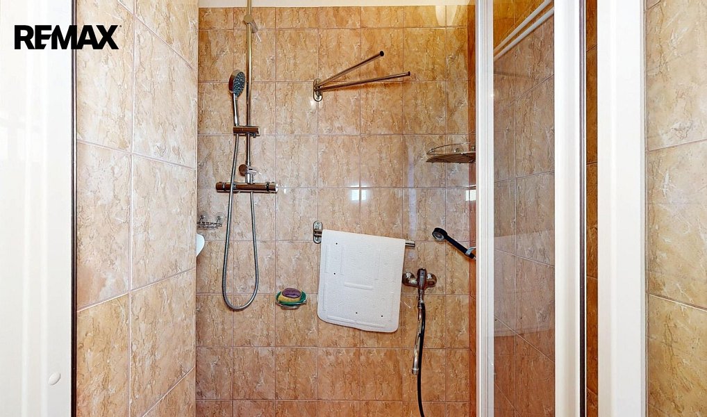 Prodej domu 169 m² s pozemkem 495 m², Praha – náhled fotky 27