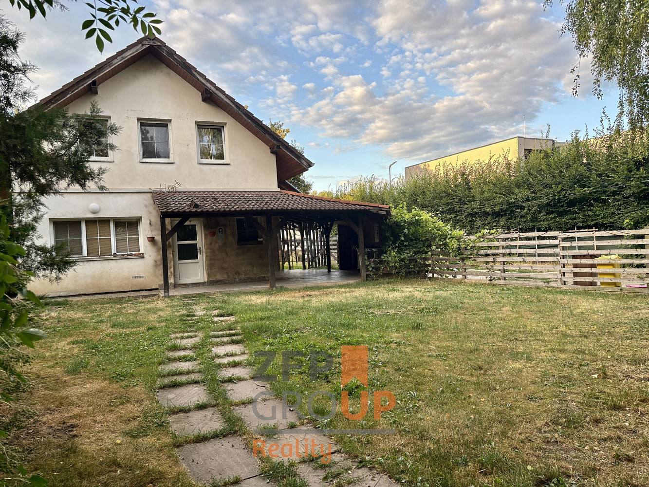 Prodej domu 107 m² s pozemkem 985 m² – fotografie 3