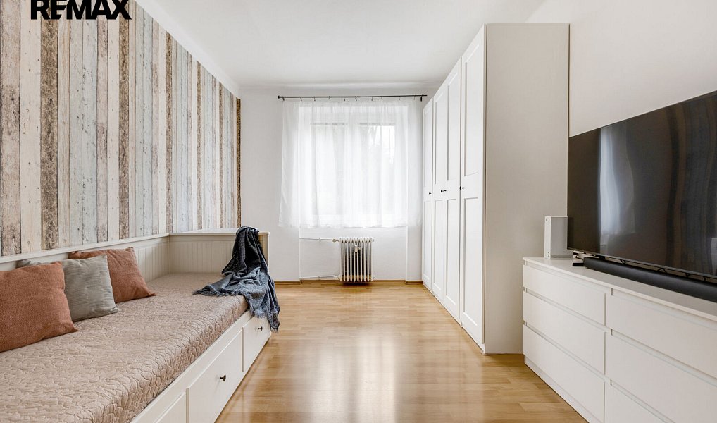 Prodej bytu 2+1 51 m², Žebrák – náhled fotky 5