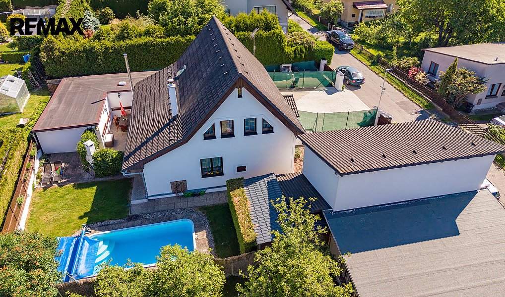 Prodej domu 298 m² s pozemkem 654 m², Nový Bor – náhled fotky 3
