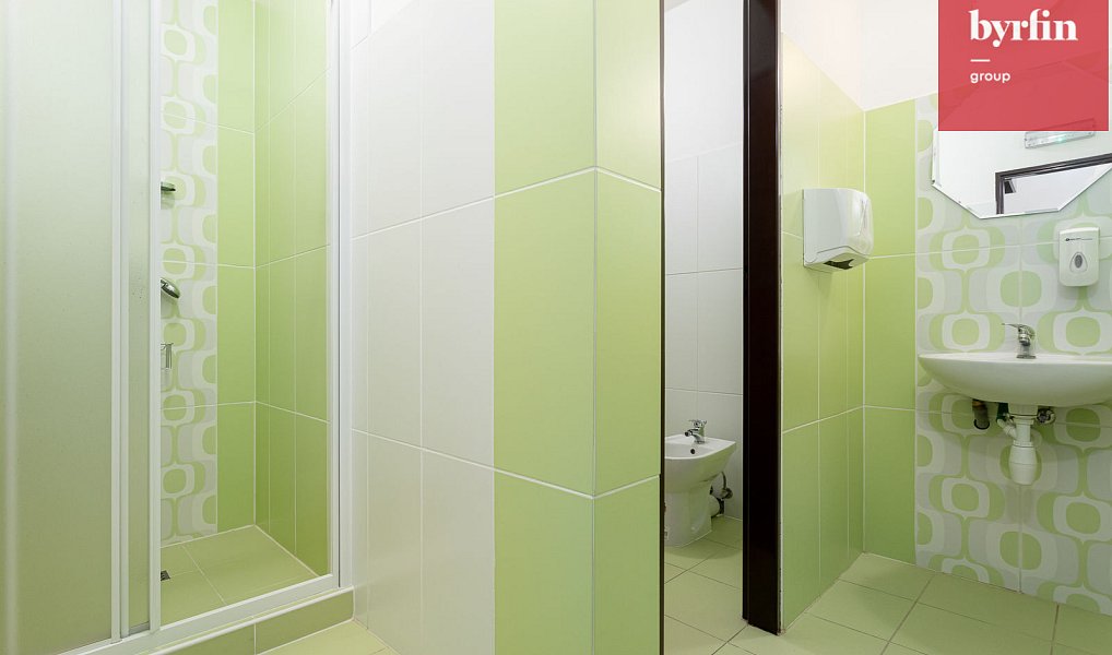 Prodej výrobních prostor 12 420 m², Krnov – náhled fotky 28