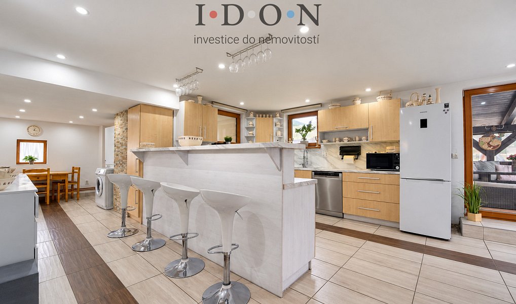 Prodej domu 130 m² s pozemkem 945 m², Oznice – náhled fotky 14