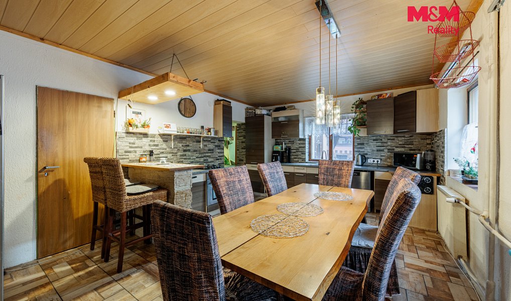 Prodej domu 213 m² s pozemkem 317 m², Kynšperk nad Ohří – náhled fotky 2