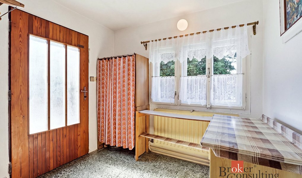 Prodej domu 184 m² s pozemkem 1 352 m², Kunratice u Cvikova – náhled fotky 13
