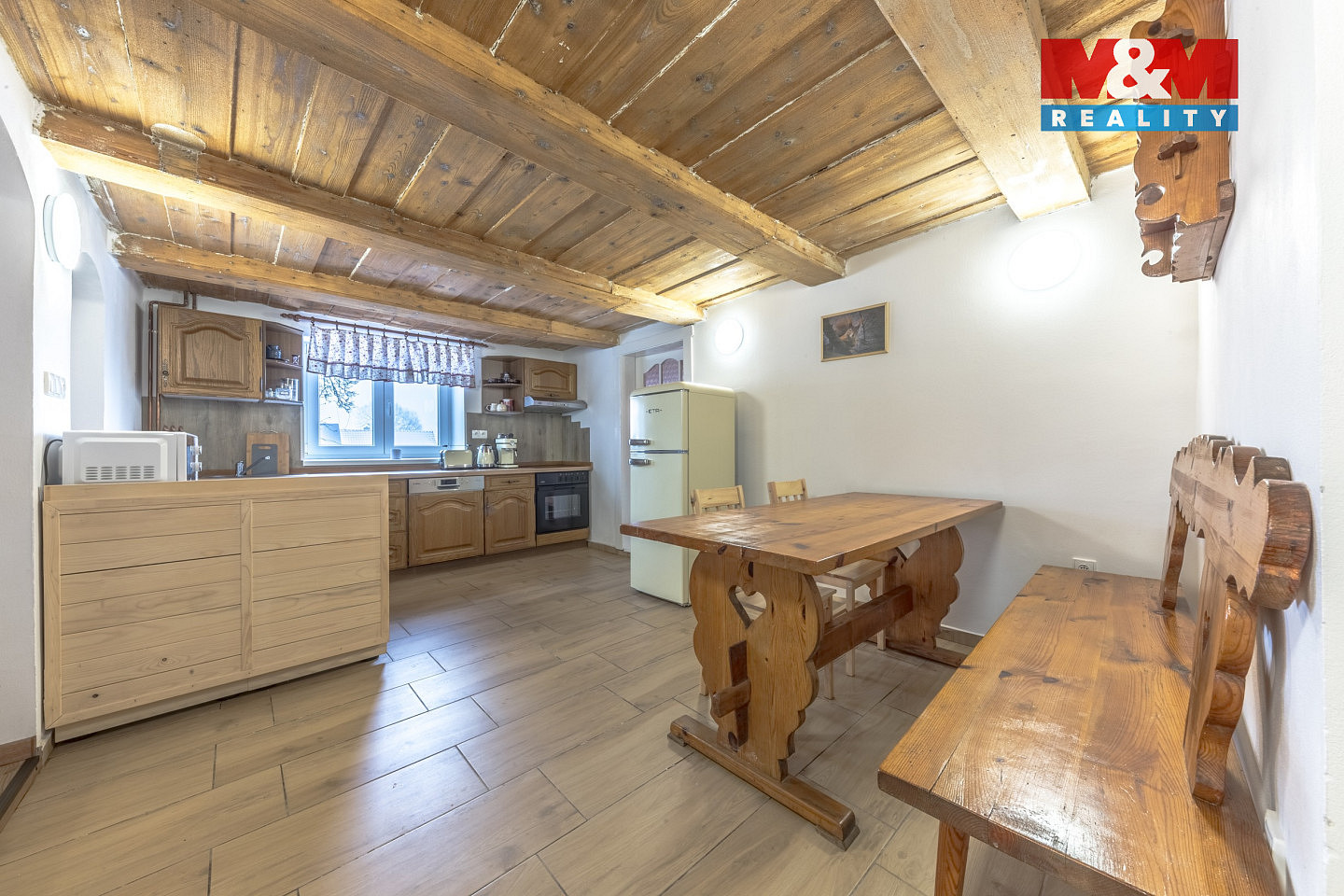 Prodej ubytovacího objektu 285 m² — photo 2
