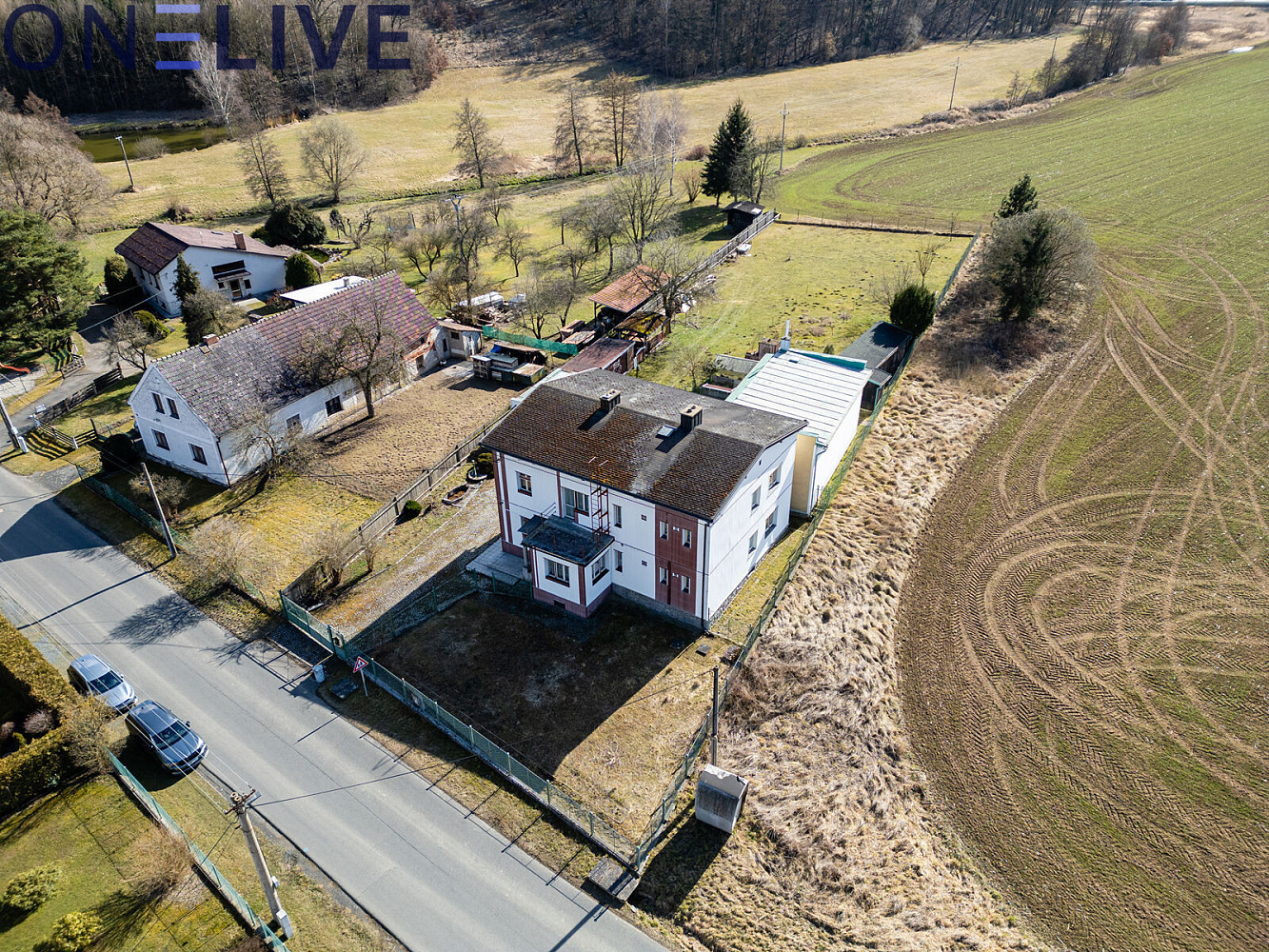Prodej domu 236 m² s pozemkem 2 225 m² — photo 2