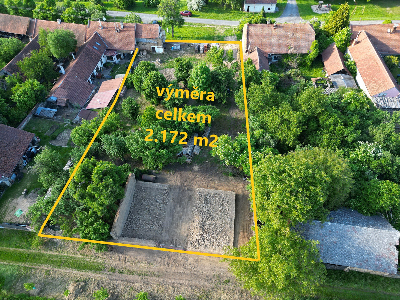 Prodej stavebního pozemku 2 172 m²