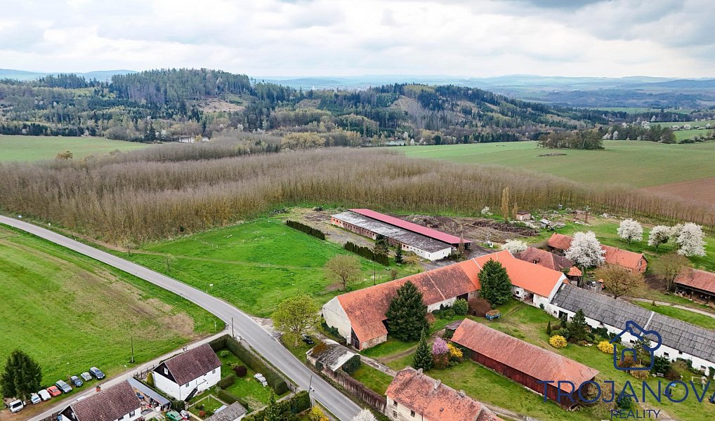 Prodej domu 120 m² s pozemkem 951 m², Tehov – náhled fotky 19