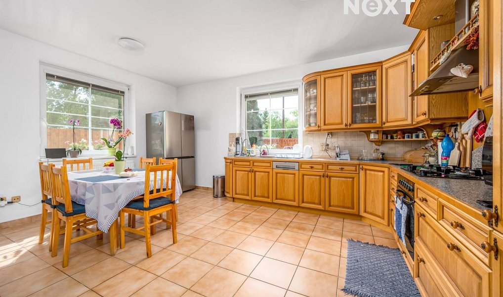 Prodej domu 270 m² s pozemkem 234 m², Lužec nad Vltavou – náhled fotky 8