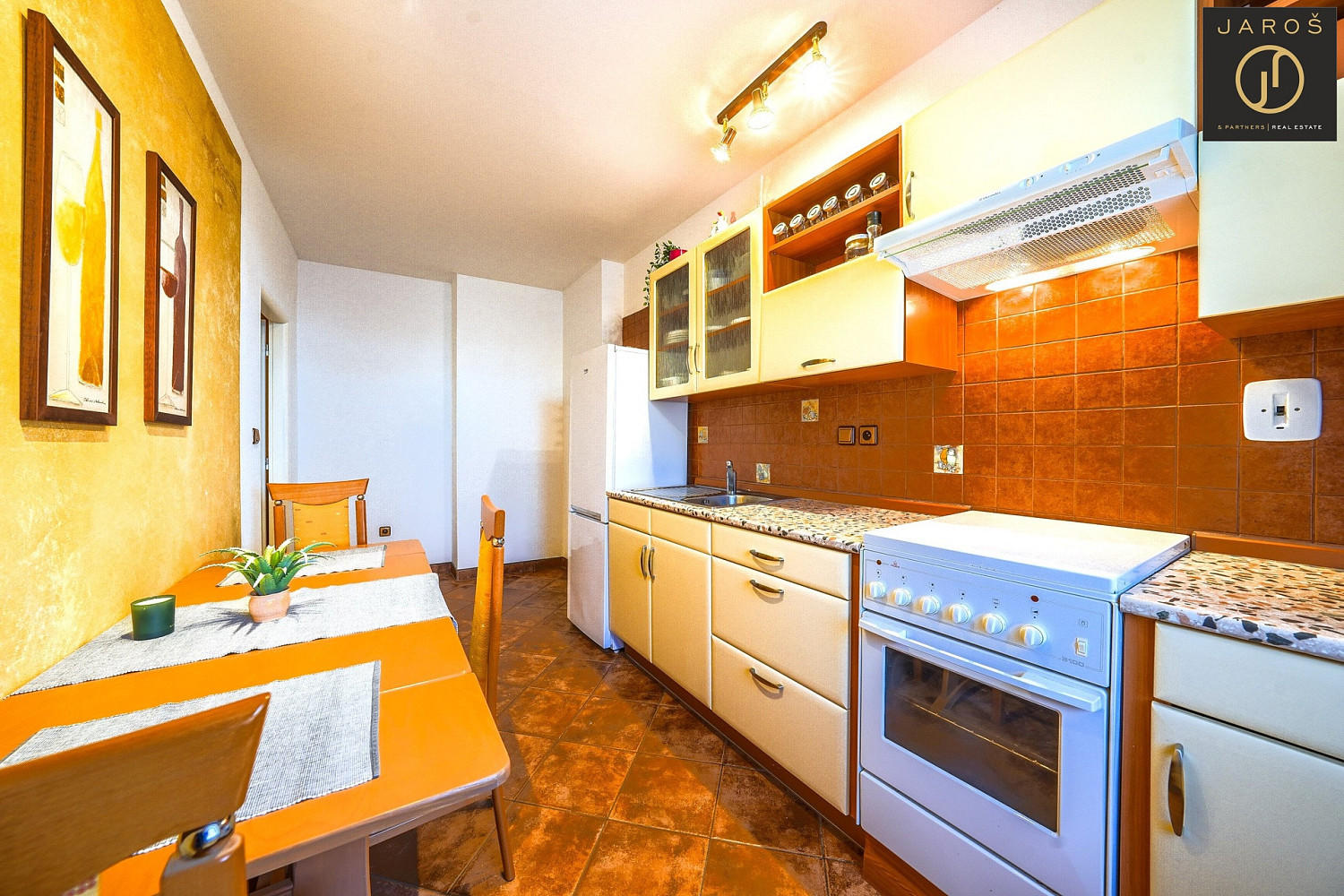 Prodej bytu 2+1 61 m² – fotografie 4