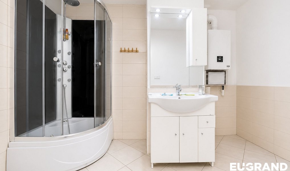 Prodej ubytovacího objektu 330 m², Šluknov – náhled fotky 15