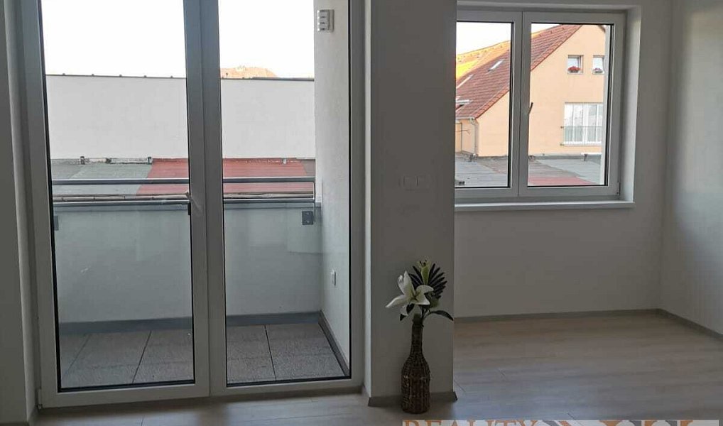 Prodej bytu 1+kk 39 m², Plzeň – náhled fotky 3