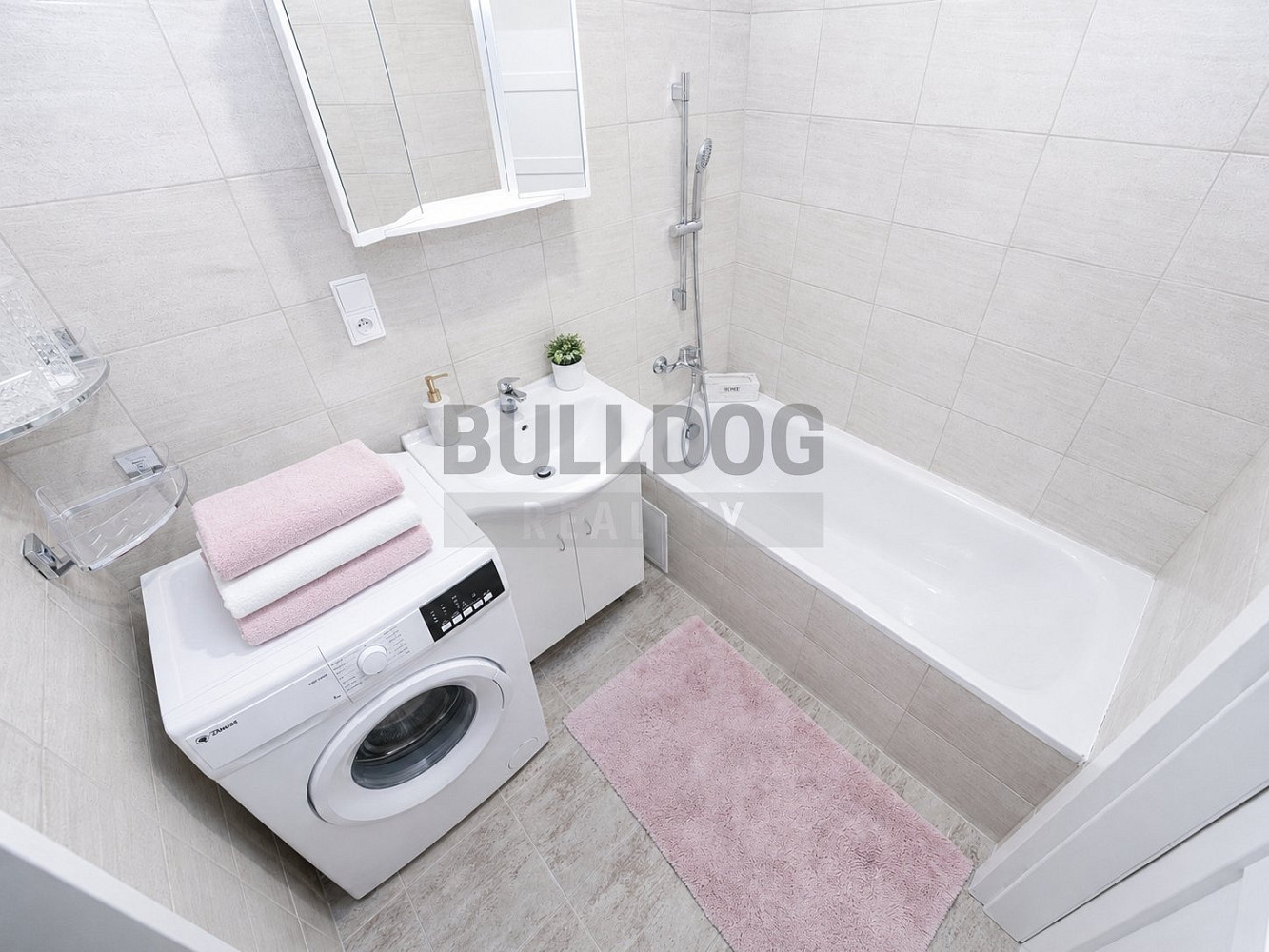 Pronájem bytu 2+kk 48 m² — photo 5