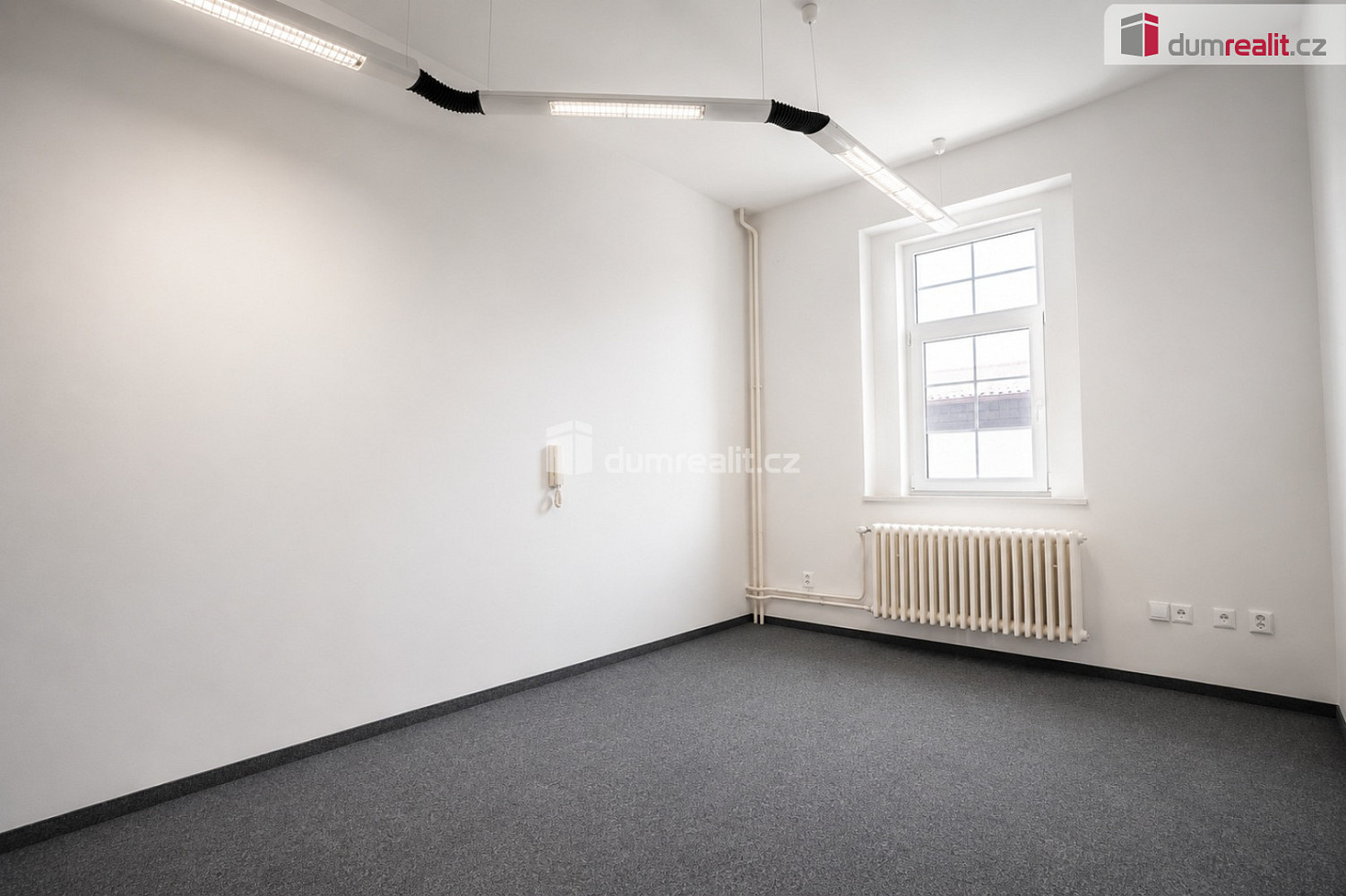 Pronájem kanceláře 28 m² — photo 3