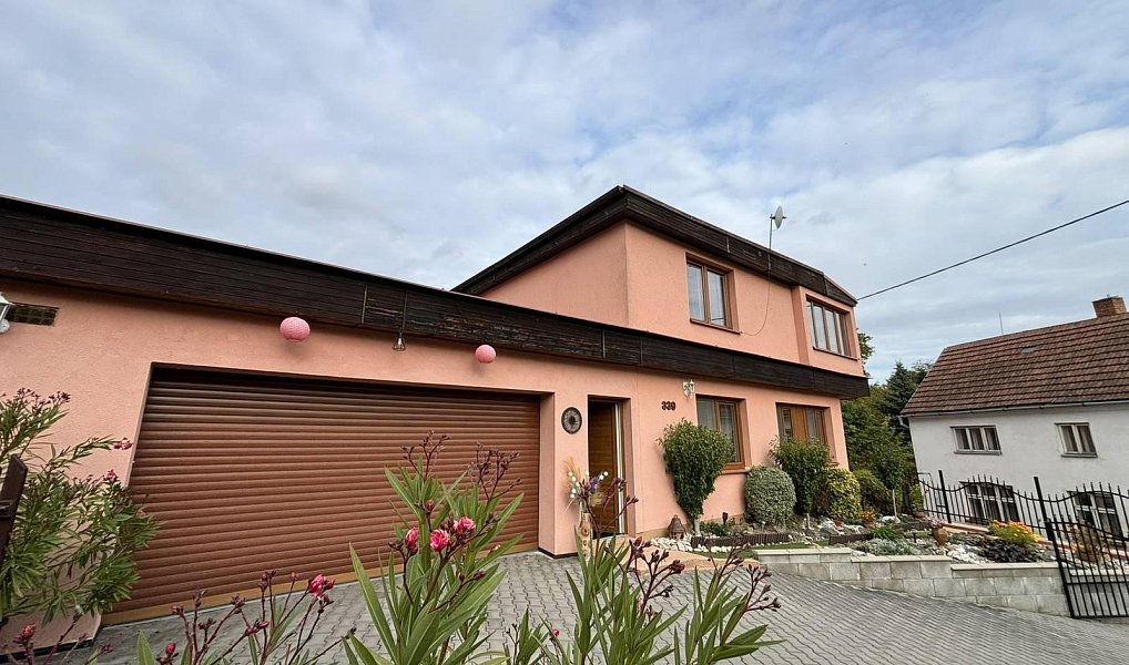 Prodej domu 275 m² s pozemkem 1 388 m², Přemyslovice – náhled fotky 2