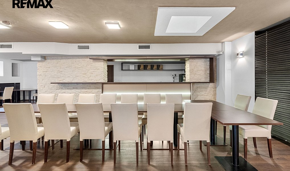 Prodej restaurace 489 m², Plzeň – náhled fotky 60