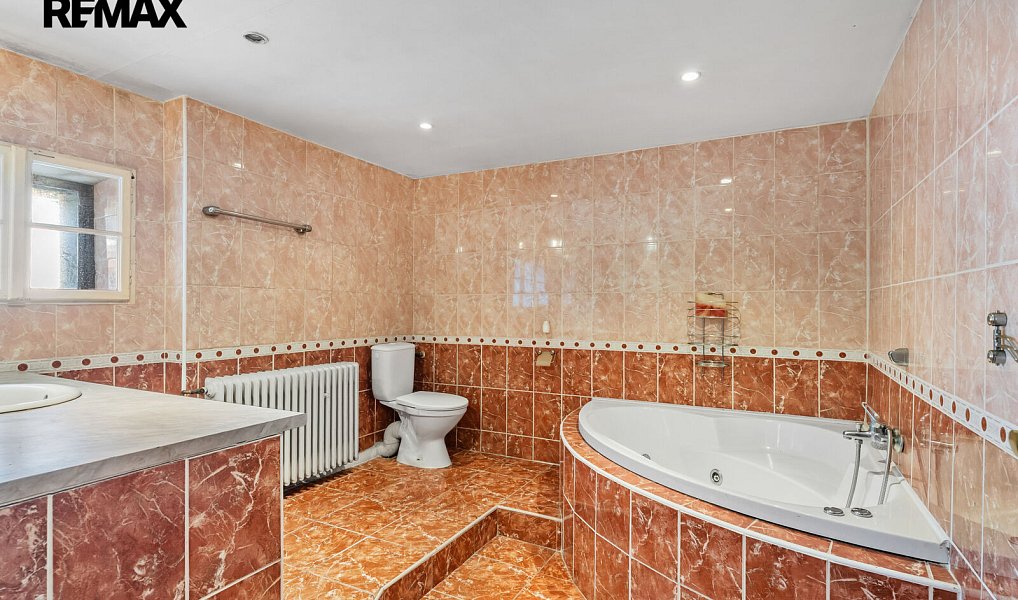 Prodej domu 428 m² s pozemkem 971 m², Chuchelna – náhled fotky 8