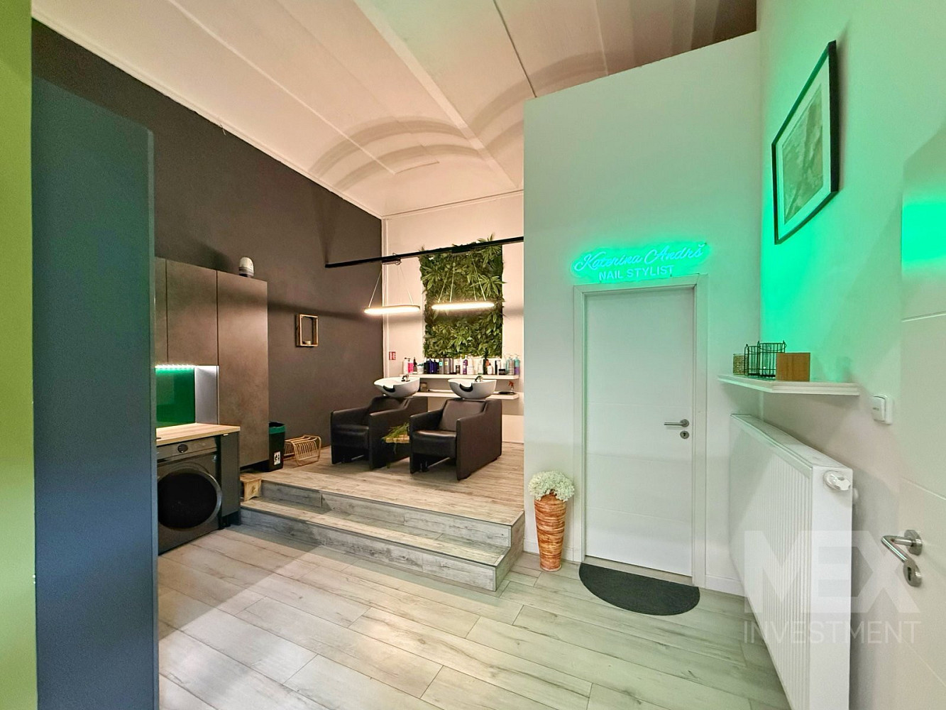 Pronájem obchodních prostor 89 m²