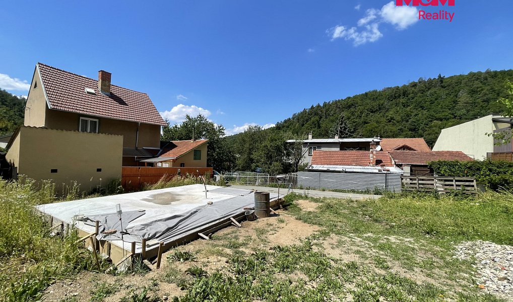 Prodej stavebního pozemku 1 214 m², Blansko – náhled fotky 6