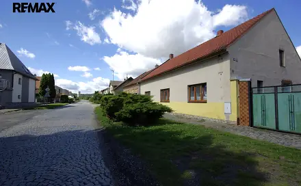Prodej domu 116 m² s pozemkem 1 285 m², Dobropolská, Kouřim, okres Kolín