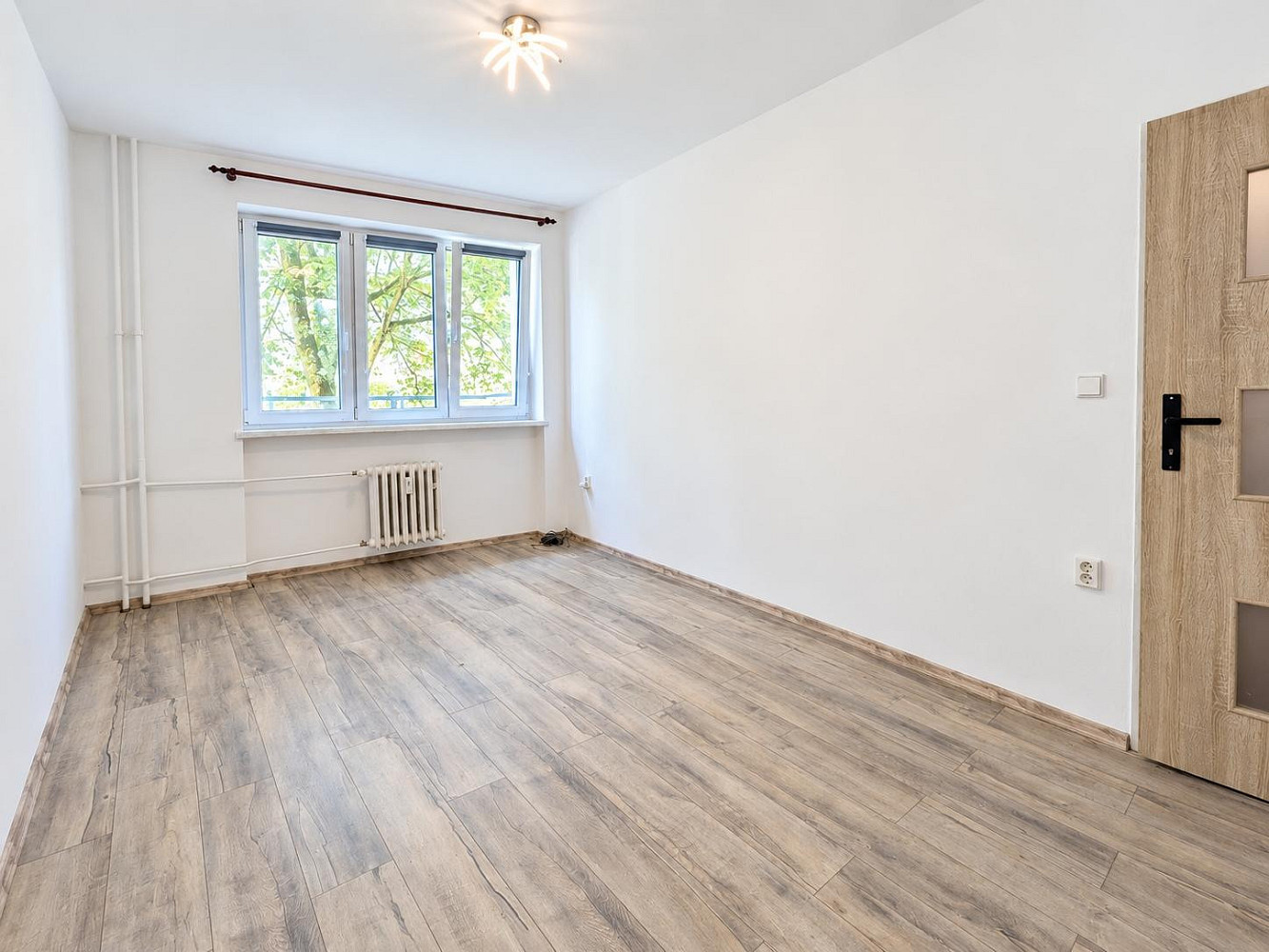 Pronájem bytu 2+1 51 m² – fotografie 4