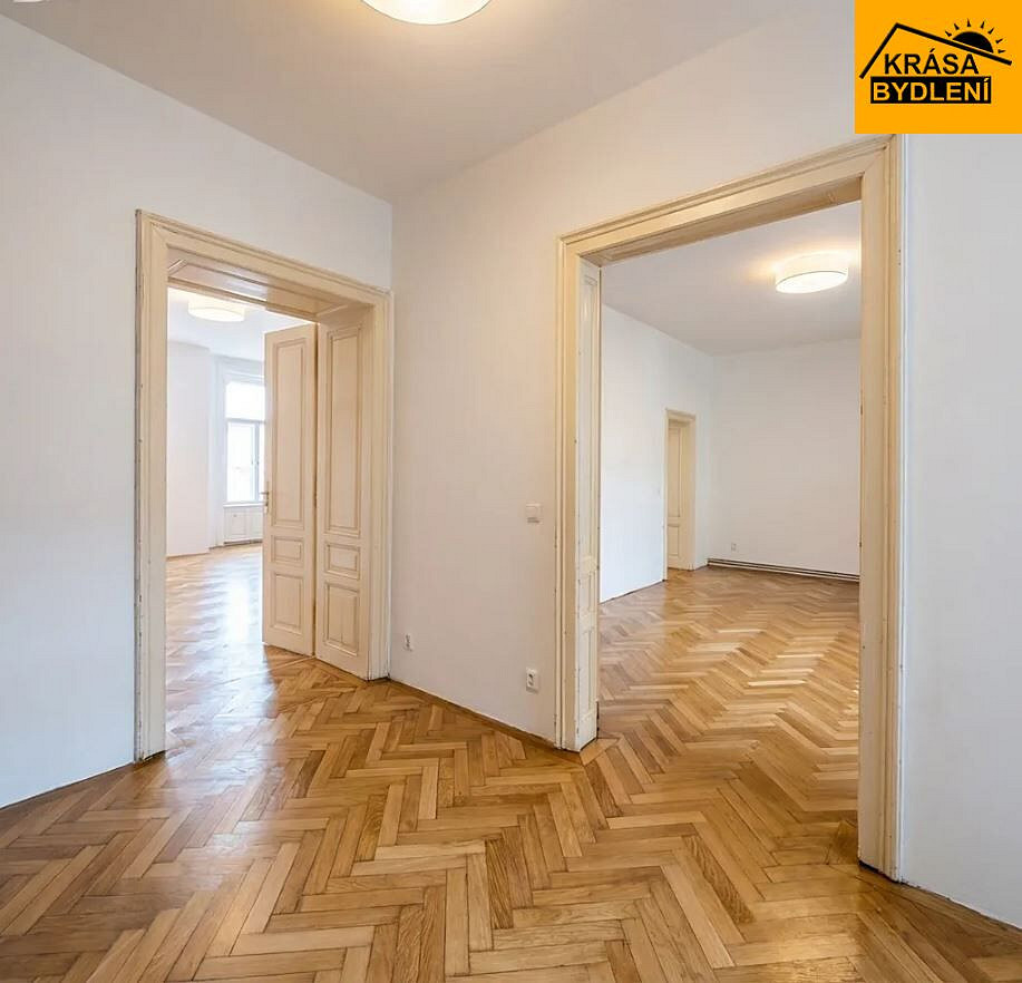 Pronájem kanceláře 127 m² – fotografie 4