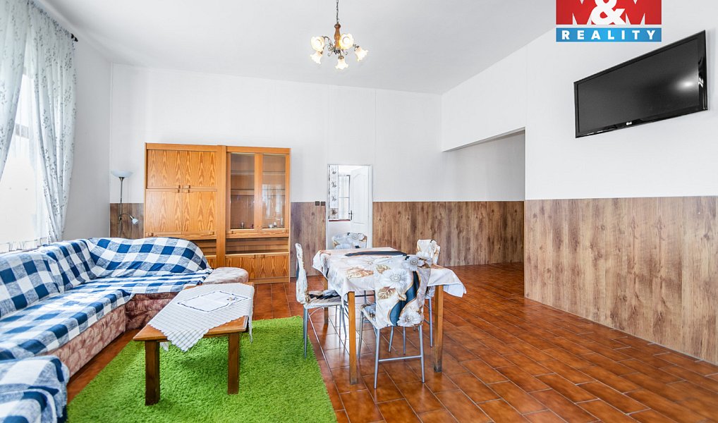 Prodej ubytovacího objektu 371 m², Pšov – náhled fotky 17