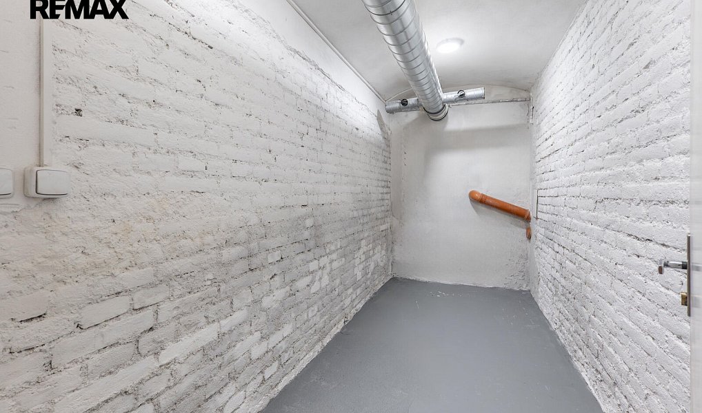 Prodej komerčního objektu (jiného typu) 11 m², Praha – náhled fotky 5