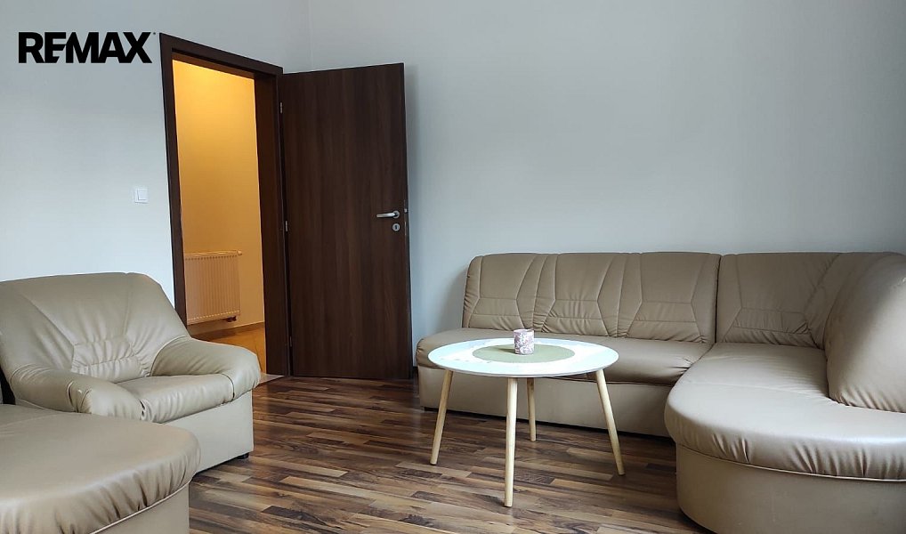 Prodej bytu 3+1 85 m², Karlovy Vary – náhled fotky 11