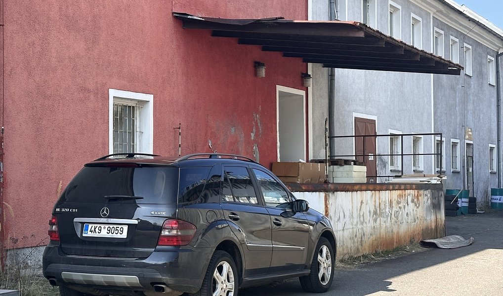 Prodej obchodních prostor 1 900 m², Karlovy Vary – náhled fotky 8
