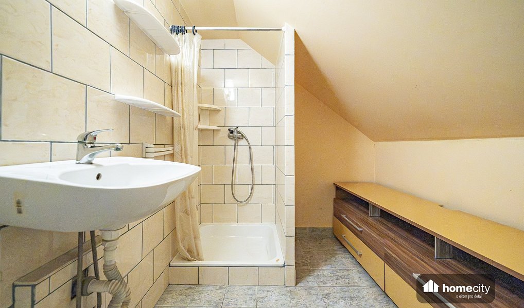 Prodej domu 152 m² s pozemkem 1 264 m², Pardubice – náhled fotky 13