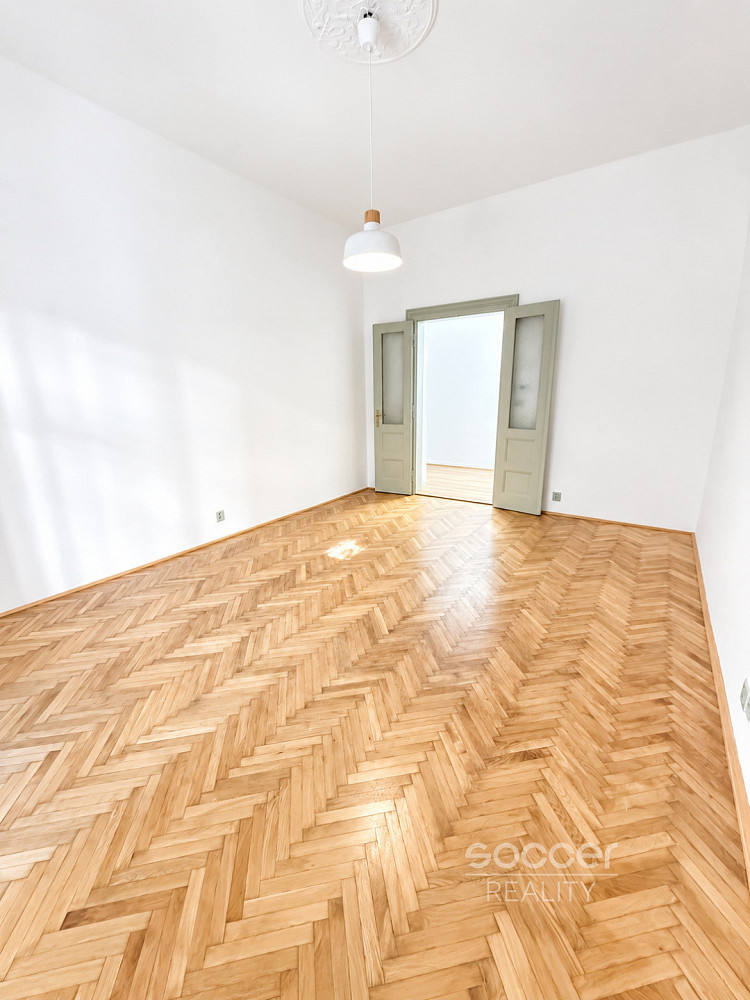 Pronájem bytu 2+kk 54 m² – fotografie 4