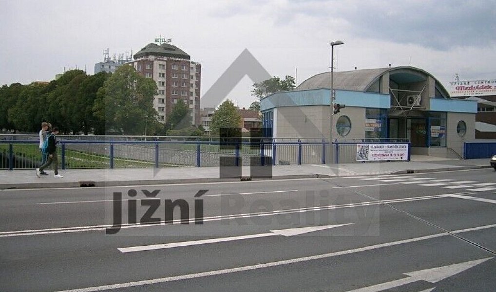 Prodej obchodních prostor 208 m², Strakonice – náhled fotky 3