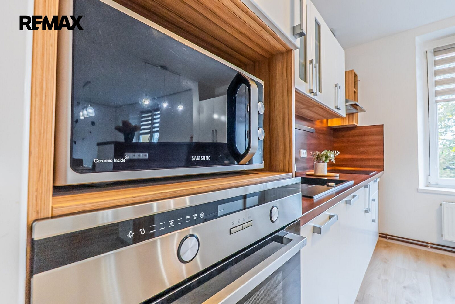 Pronájem bytu 3+kk 88 m² – fotografie 4