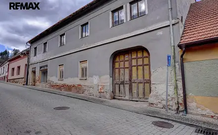 Prodej domu 1 200 m² s pozemkem 2 155 m², Josefa Uhra, Lomnice, okres Brno-venkov