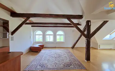 Pronájem bytu 4+1 171 m²