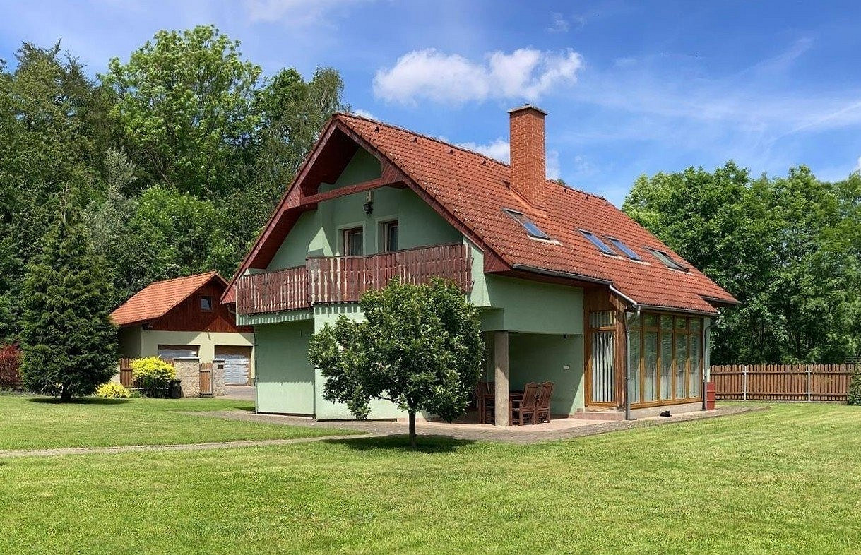 Prodej domu 200 m² s pozemkem 4 622 m²
