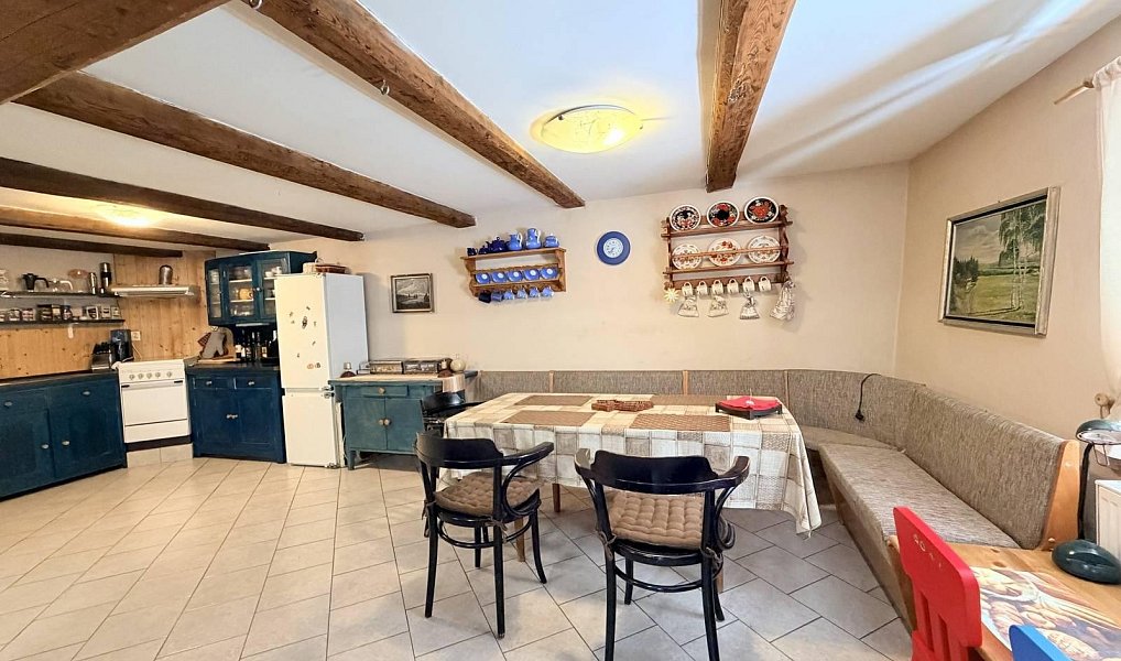 Prodej domu 200 m² s pozemkem 1 124 m², Klíny – náhled fotky 5