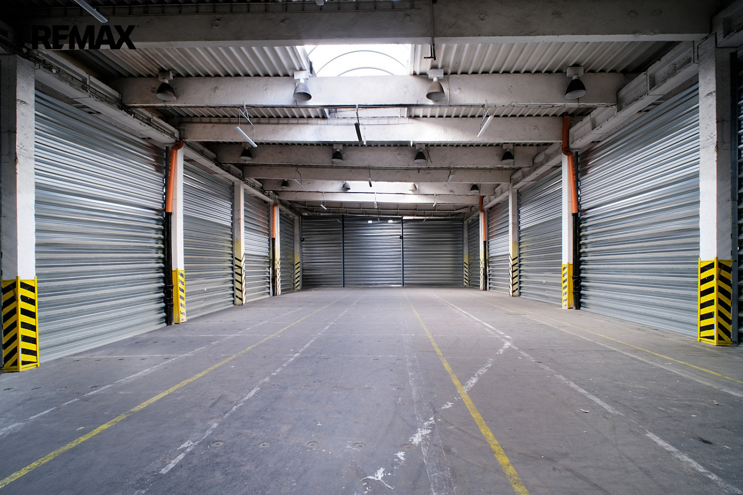 Pronájem skladovacích prostor 300 m² — photo 2