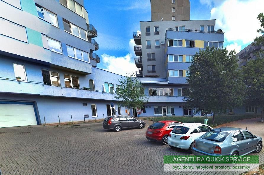 Parkovací stání (venkovní) praha 5 motol, ul. kudrnova pronájem — photo 3