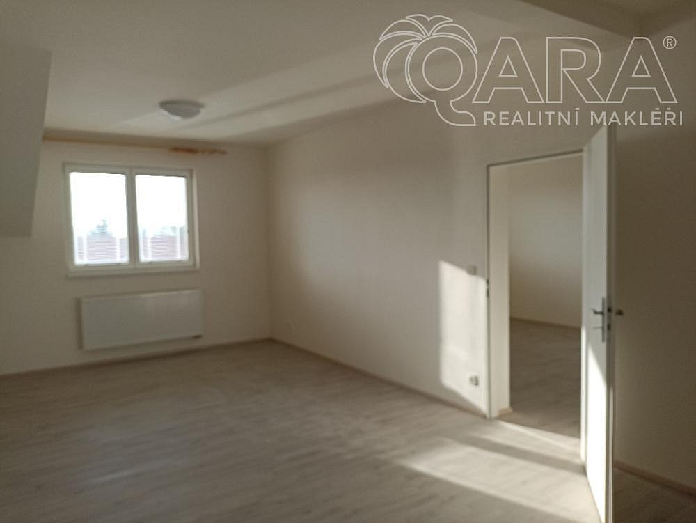 Pronájem bytu 3+kk 89 m² – fotografie 3