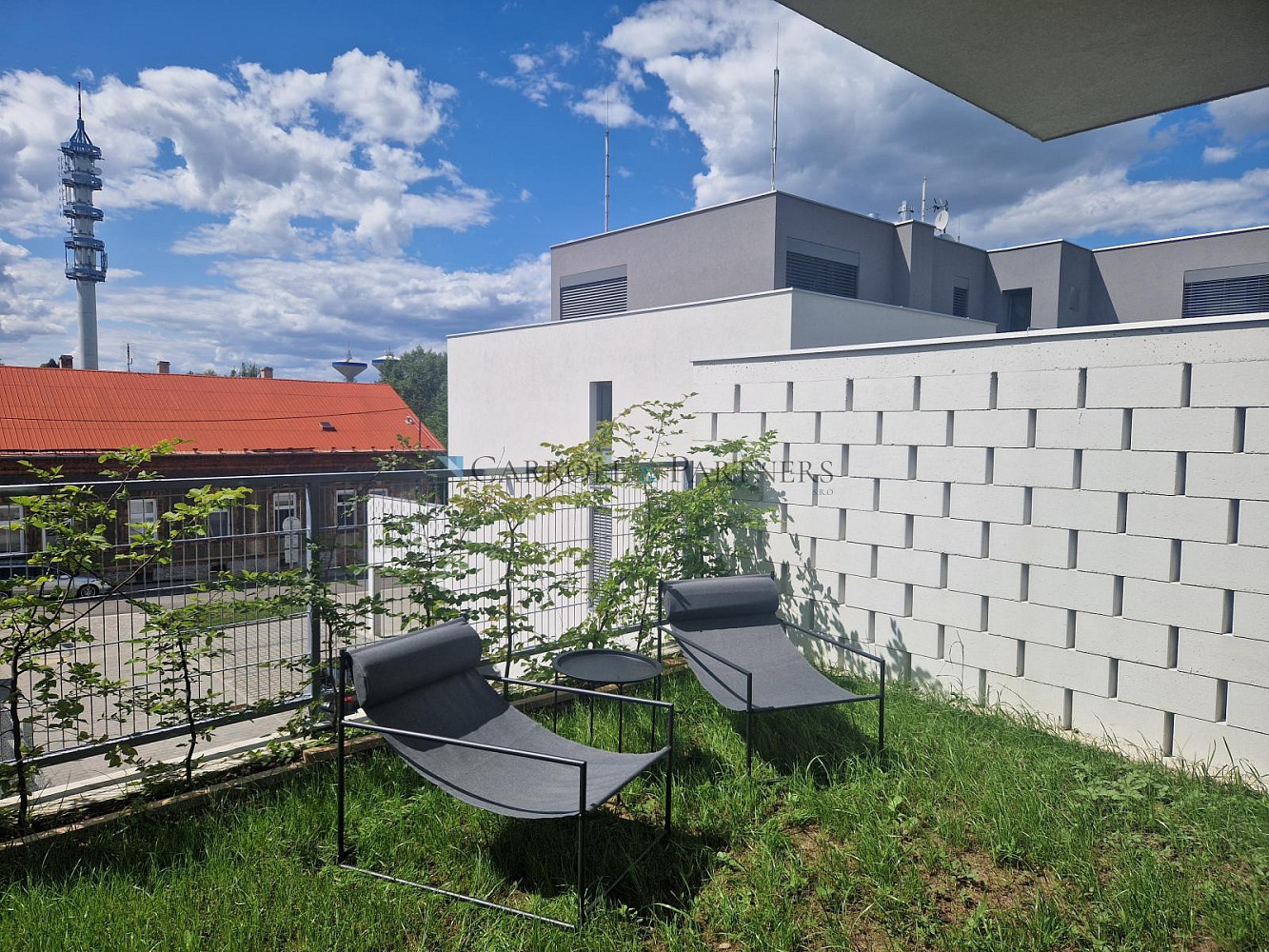Pronájem bytu 1+kk 40 m² – fotografie 3