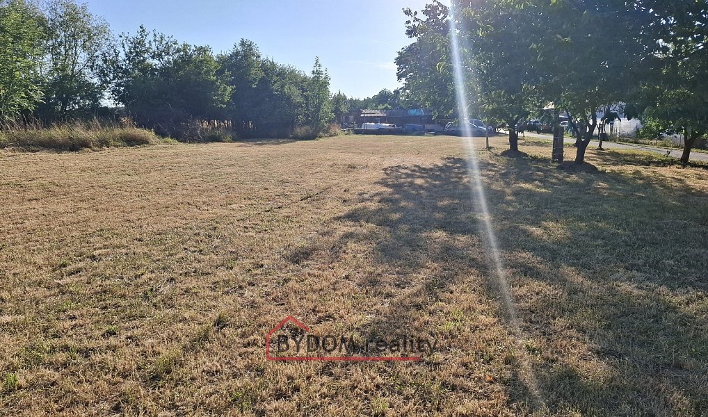 Prodej stavebního pozemku 943 m², Skapce – náhled fotky 8
