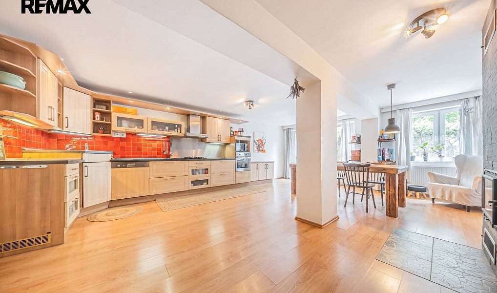 Prodej domu 190 m² s pozemkem 598 m², Braškov – náhled fotky 2